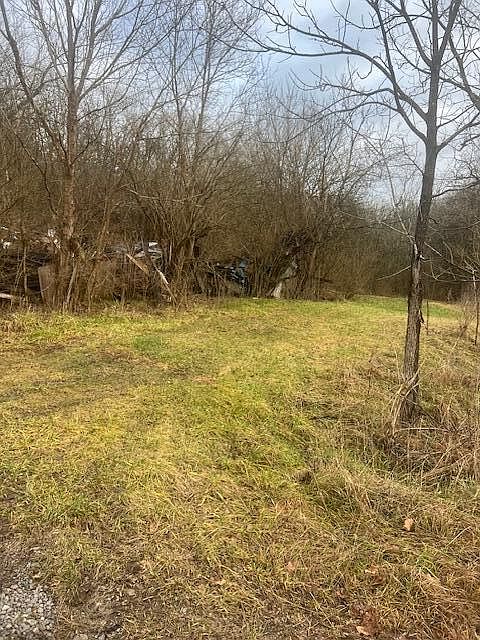 2nd image of 7489 Tollgate Rd