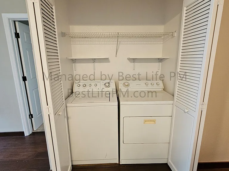 1535 SW Clay St #301 — Photo 34