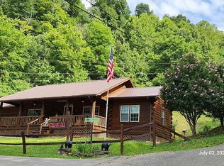 211 Scarlett Ln, Neon, KY 41840