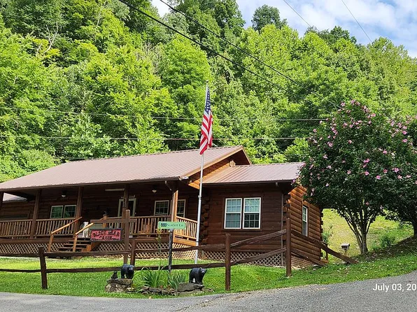 211 Scarlett Ln, Neon, KY 41840