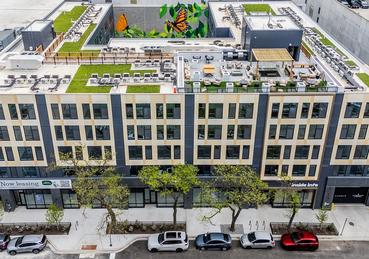 1 bed, $2,213 — Photo 2