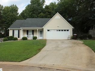 4 Lone Pine Ct, Simpsonville, SC 29680
