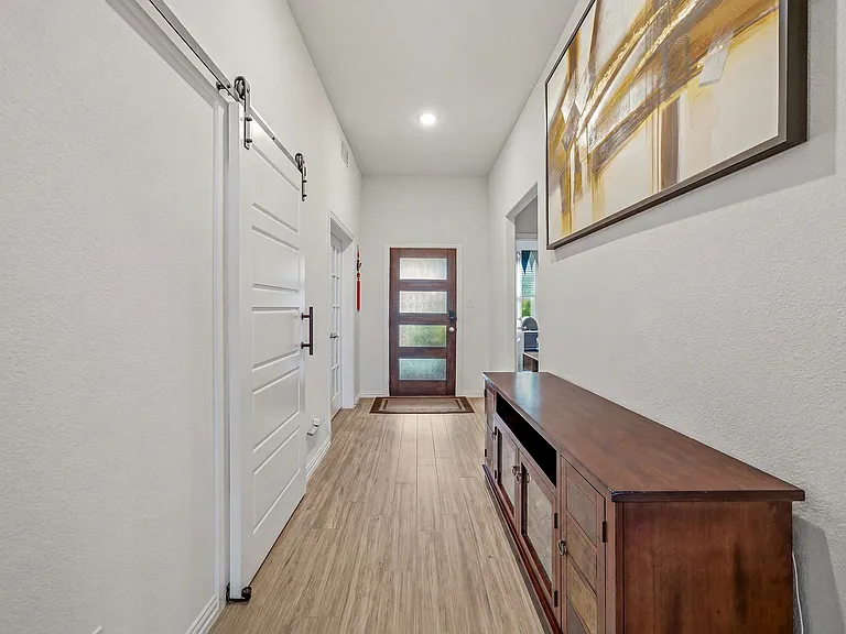 312 Honey Brook Ln — Photo 3