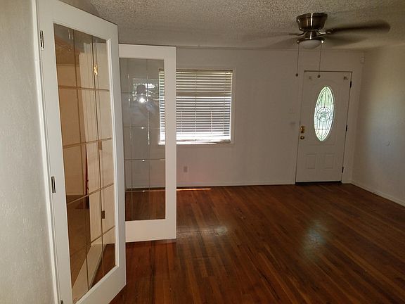 3rd image of 7103 Dogwood Park Dr