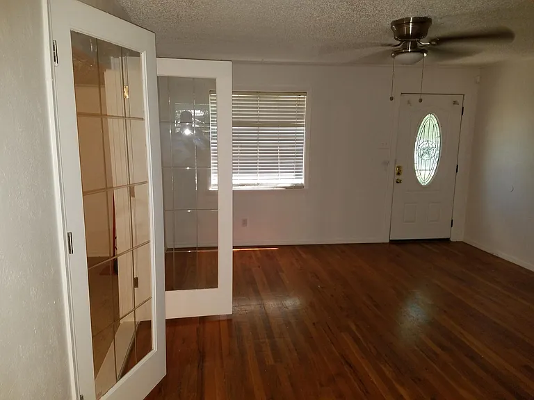 7103 Dogwood Park Dr — Photo 3