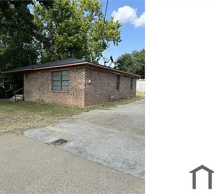 Building Photo 4