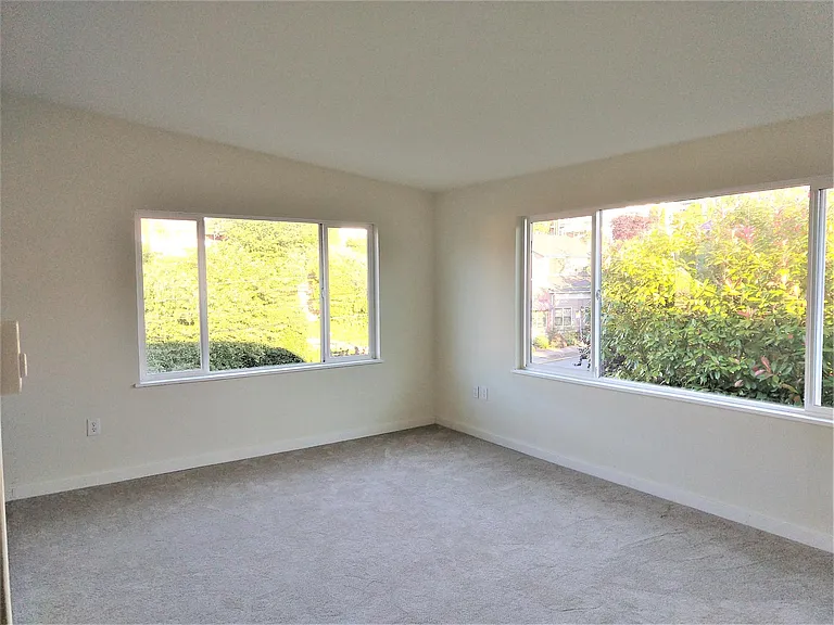 1819 10th Ave W #305 — Photo 7