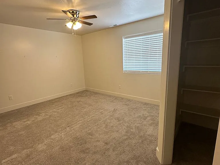 920 S 25 E #16A — Photo 12