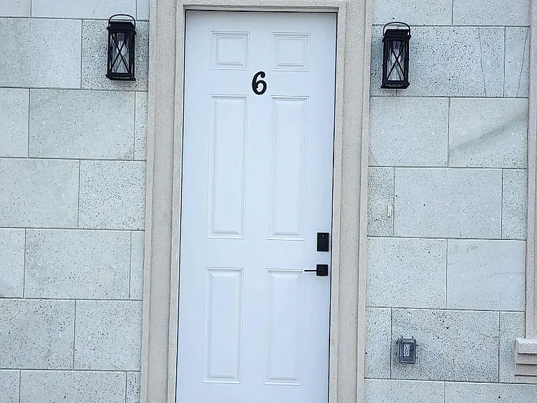 Unit Photo