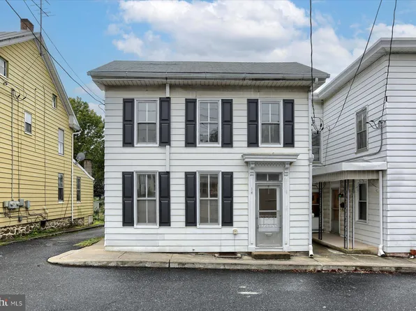 14 S 2nd St, Dillsburg, PA 17019