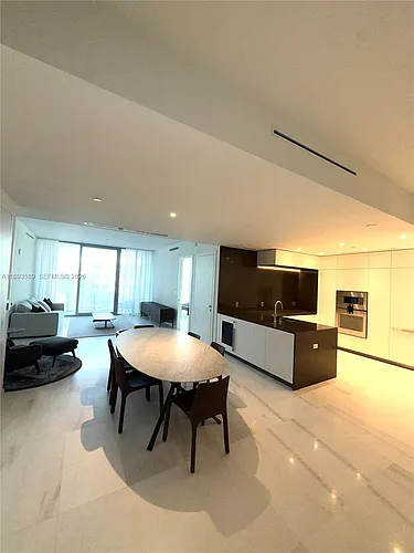 300 Biscayne Boulevard Way #4209 Photo 1