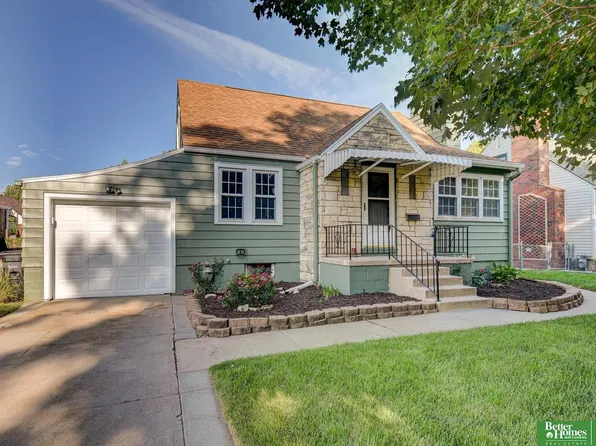 6032 S 41st St, Omaha, NE 68107