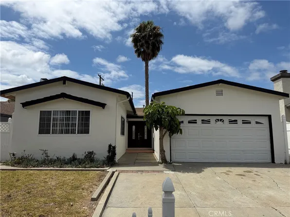 834 E 222nd St, Carson, CA 90745