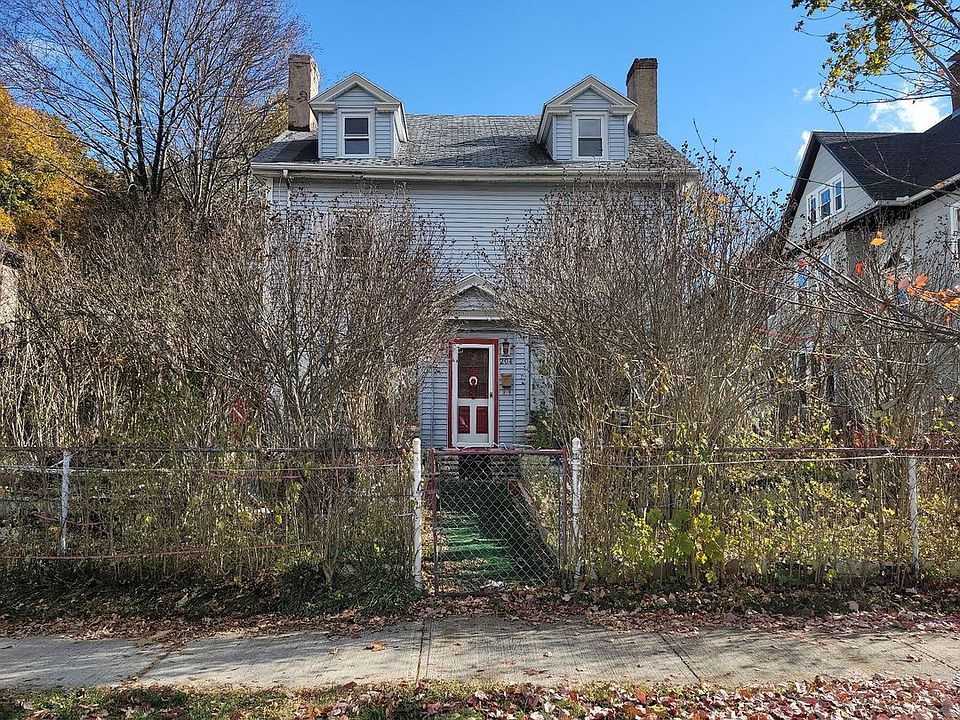 204-206 Pleasant St, Holyoke, MA 01040 | Zillow
