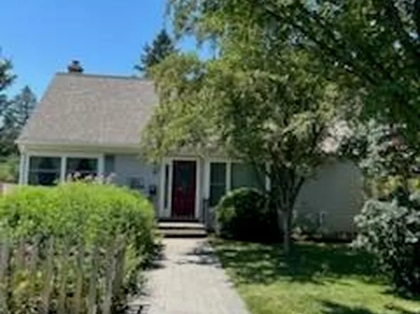 6 S Meadow Ln, Madison, WI 53705