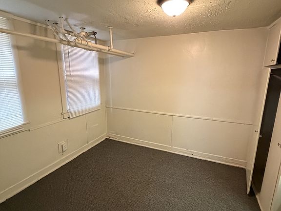 5th image of 707 S Rose St