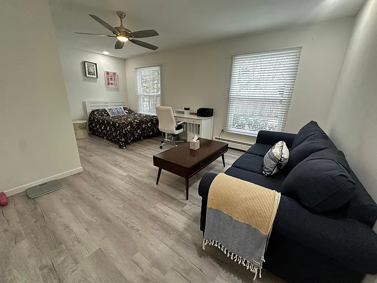 215 Eastern Heights Dr #1 — Photo 17