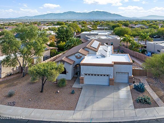 4th image of 8190 N Sombrero Point Dr