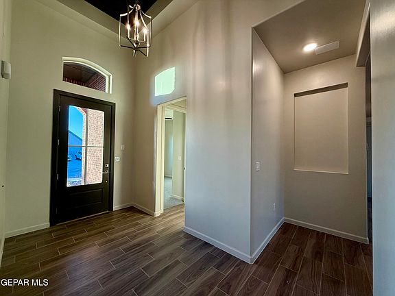 3rd image of 2400 Enchanted Sky Ln