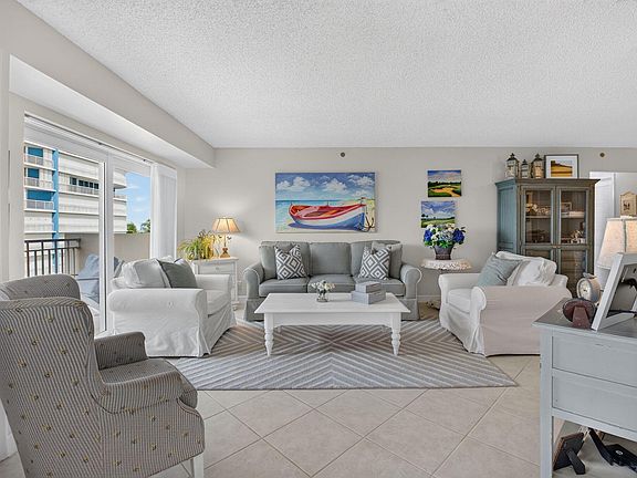 2nd image of 3215 S OCEAN Boulevard #302
