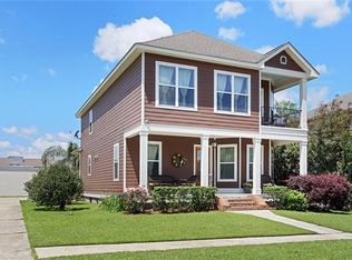 11 Navigation Ct, New Orleans, LA 70131