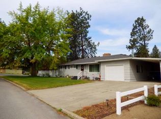 7401 N Fox Point Dr, Spokane, WA 99208