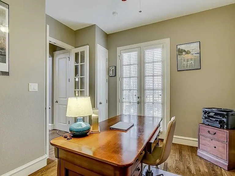 4929 Homer St — Photo 3