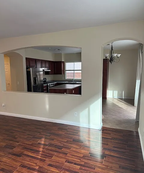 11453 Diveley Ave — Photo 28