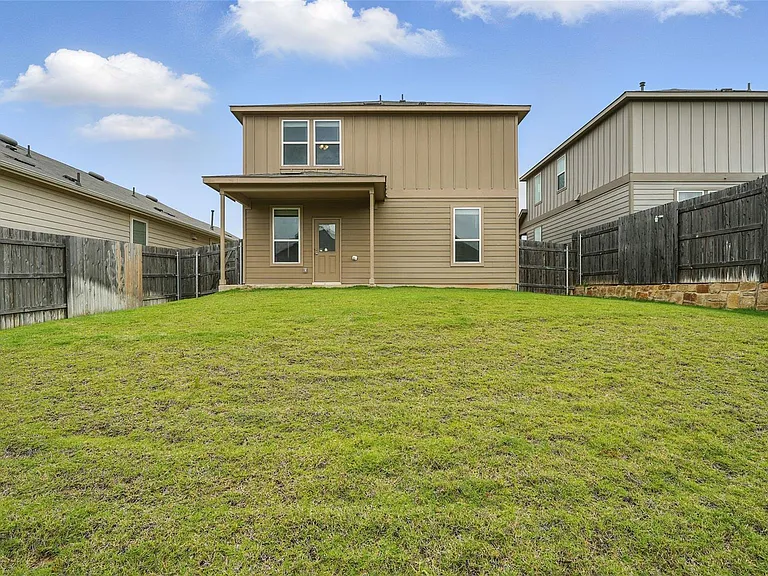 139 Madrono Dr — Photo 34