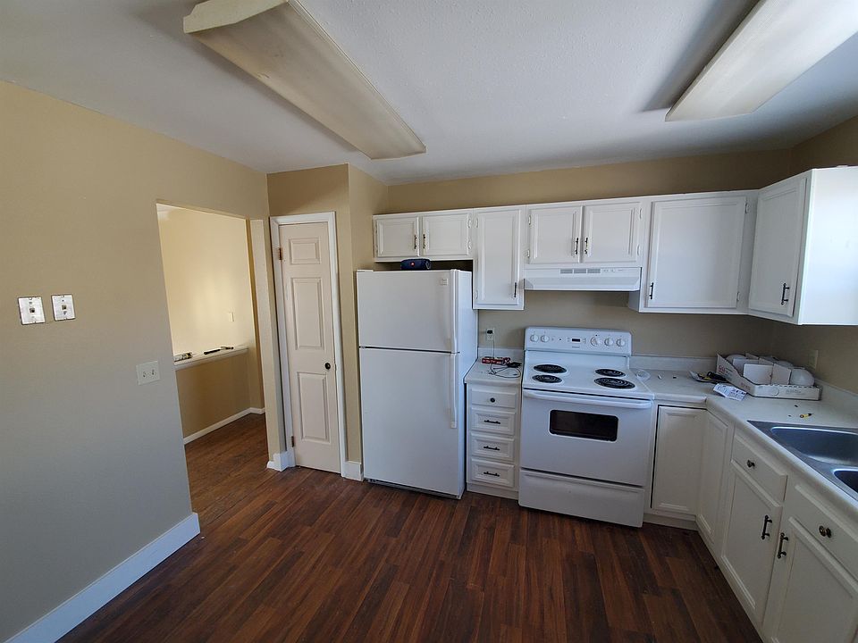 2nd image of 1536 S Rouse Ave
