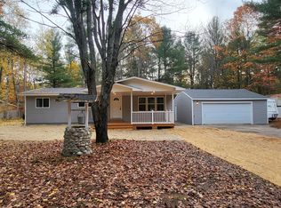 2247 Tomahawk Trl, Gaylord, MI 49735
