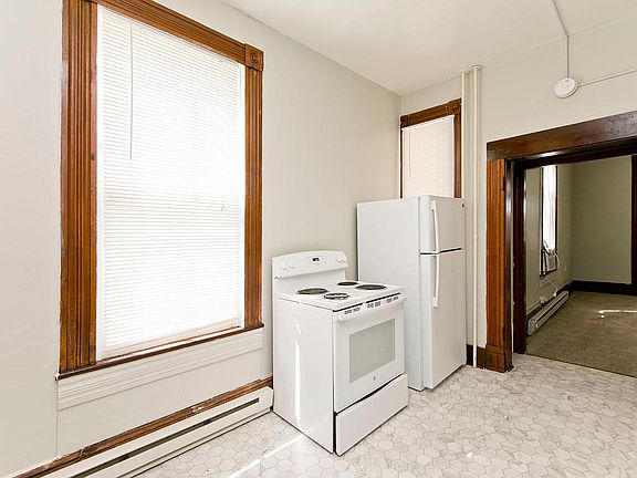 3rd image of 163 Dairy Corner Pl APT 1