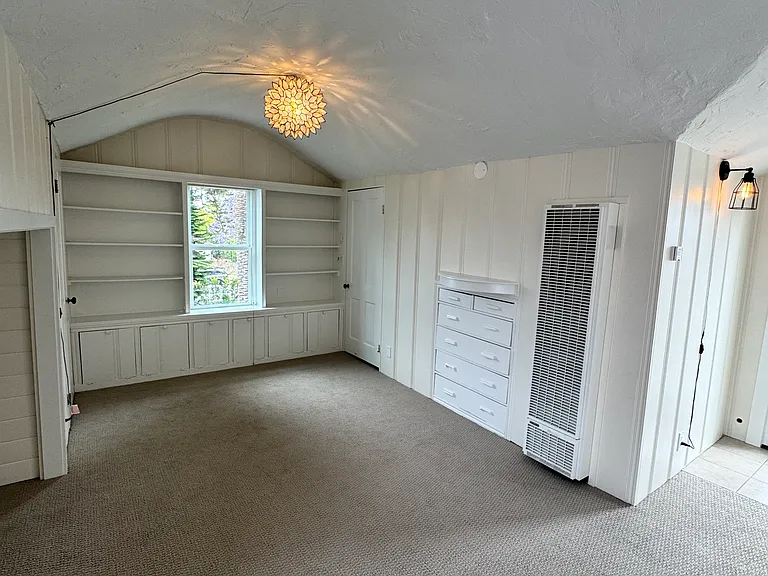 412 W Sola St #B — Photo 16
