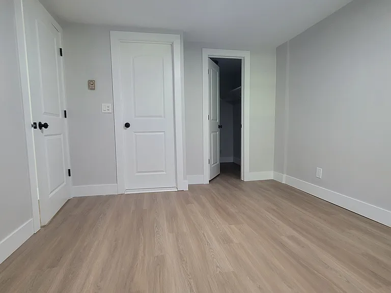 420 Crescent Ave #R2 — Photo 6