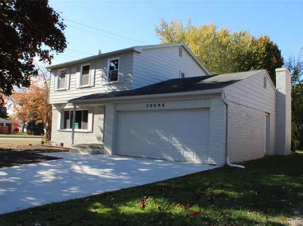 20698 Coachwood Rd, Riverview, MI 48193
