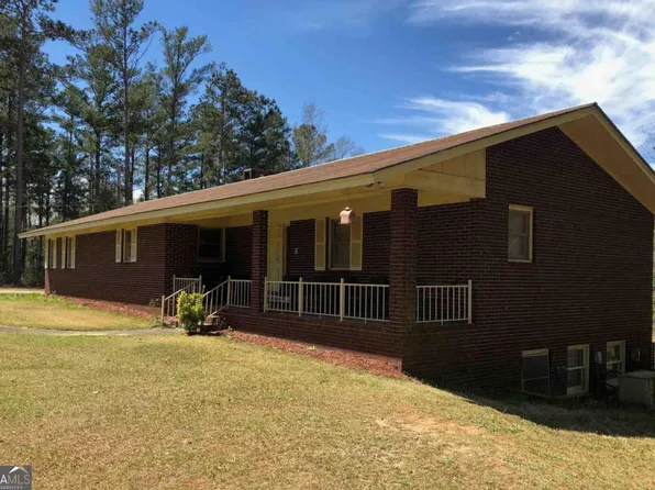 2128 N Jefferson St NE, Milledgeville, GA 31061