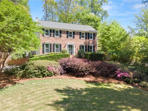 2124 Hawthorne Point, Marietta, GA 30062