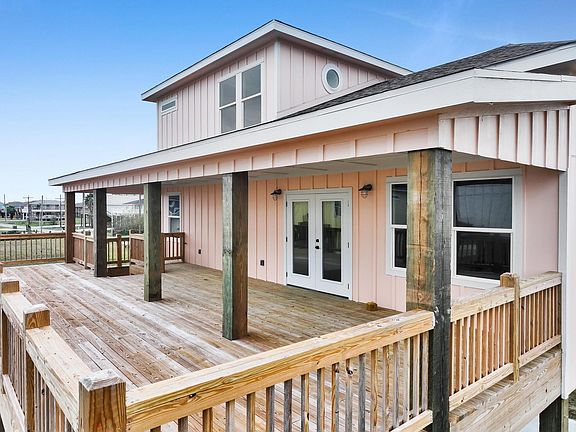 4th image of 186 Ocean View Dr