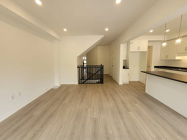4552 Portage Rd #8 — Photo 5