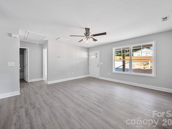 5th image of 1505 Arden Ave
