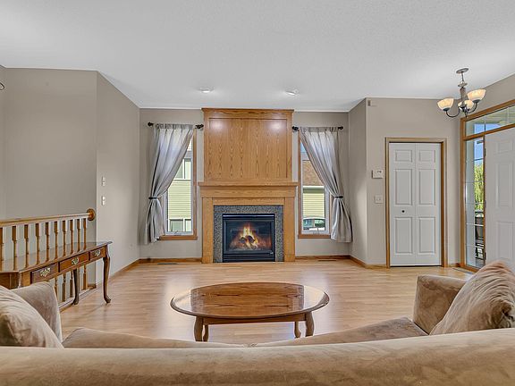 3rd image of 1012 Cory Ln