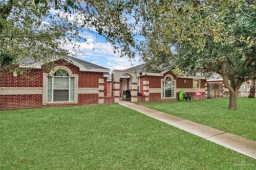 1608 Phoenix St Photo 1