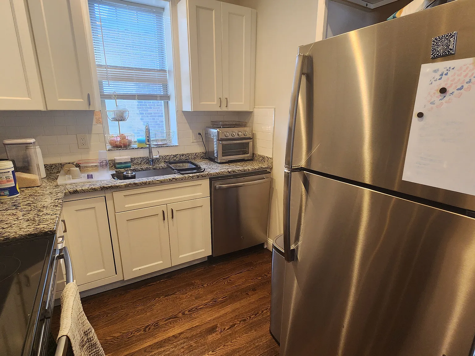 2 bed, 999 sqft, $3,895 — Photo 3