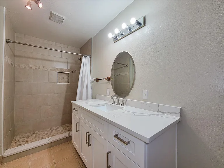 25723 Glen Loch Dr — Photo 19