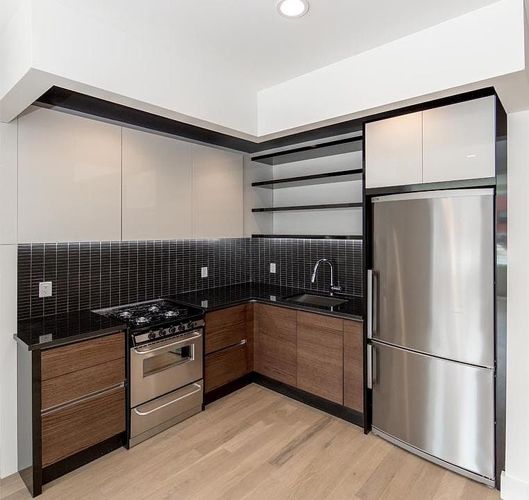 1st image of 831 Willoughby Ave #1F