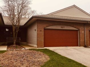 527 Spring Lane Dr, Holland, MI 49423