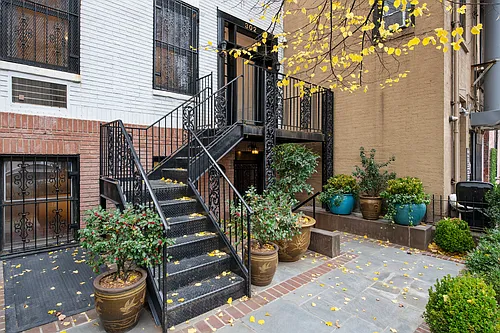 302 E 30th St #1/2 Photo 1