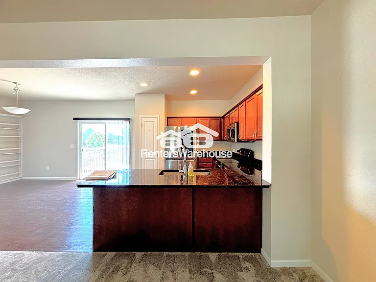 52 SE Booth Ave — Photo 8