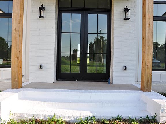 5th image of 7918 Blue Heron Parkway St