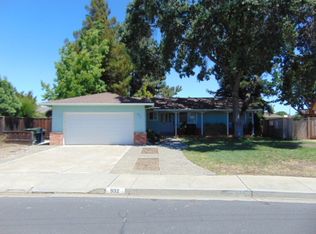 932 Roxanne St, Livermore, CA 94550